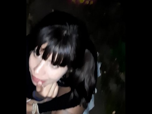 ❤️ Na ulici zduřelý penis výměnou za bonbóny Porno u nás ❌️❤
